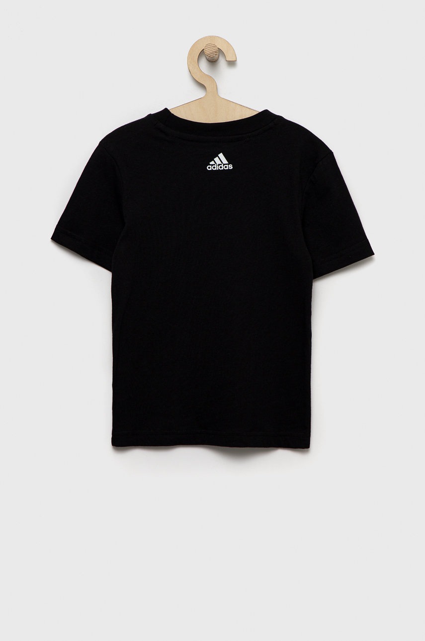 

Дитяча бавовняна футболка adidas колір чорний з принтом