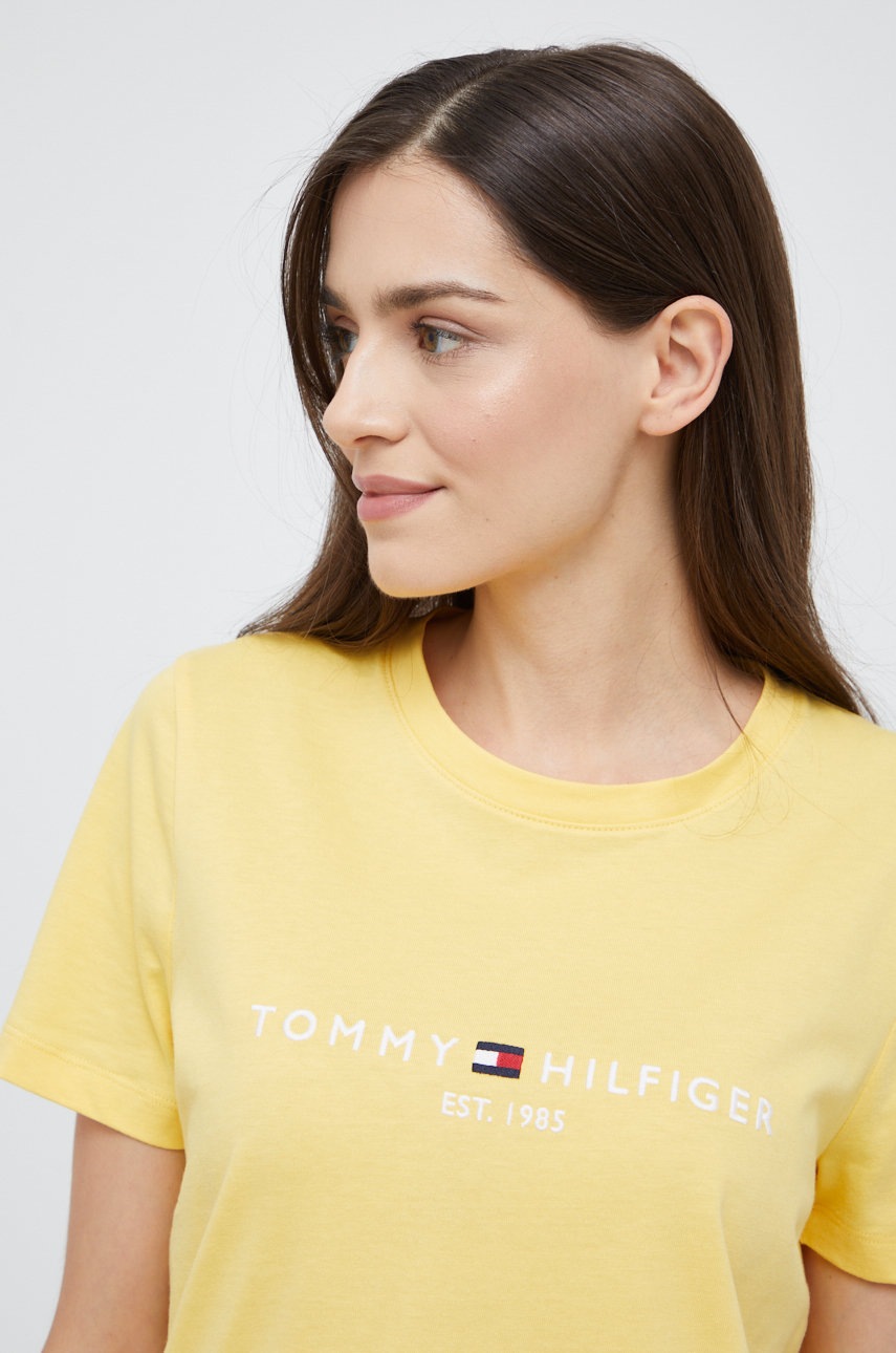 

Памучна тениска Tommy Hilfiger в жълто, Жълт