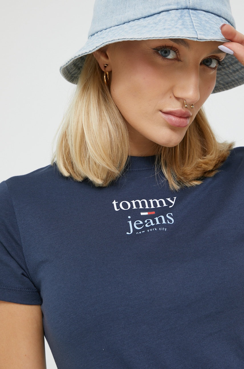 

Тениска Tommy Jeans в тъмносиньо, Тъмносин
