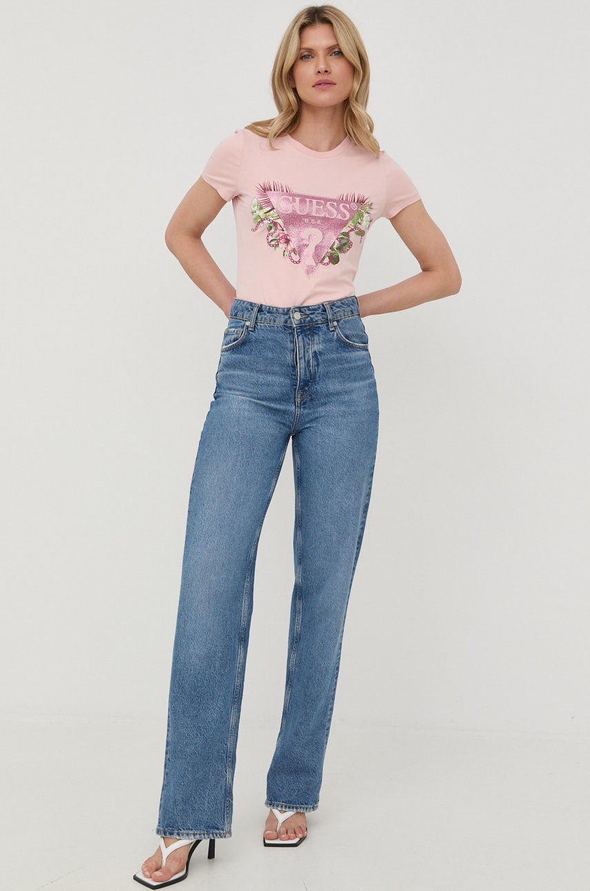 

Футболка Guess жіночий колір рожевий