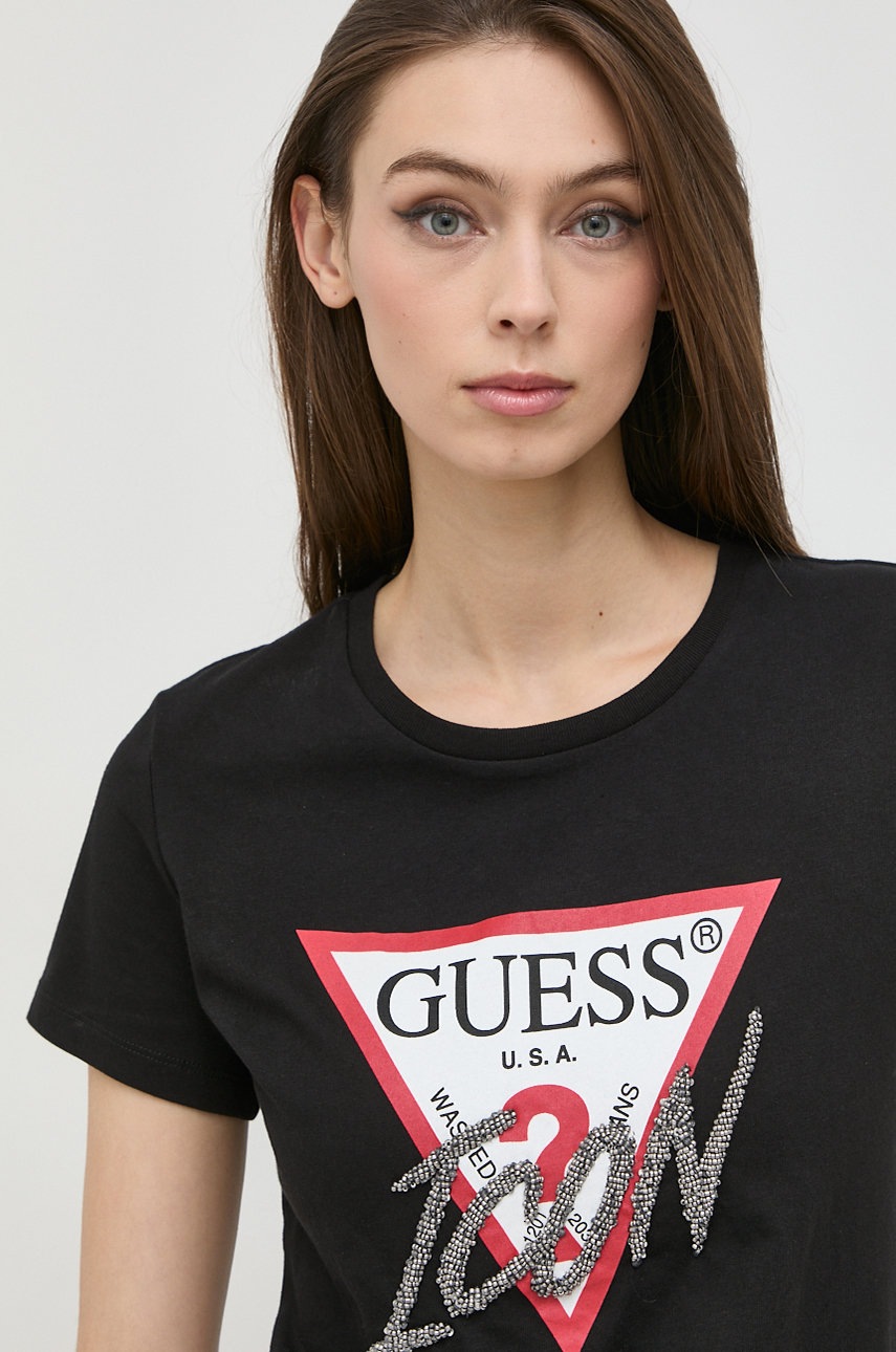 

Памучна тениска Guess в черно, Черен