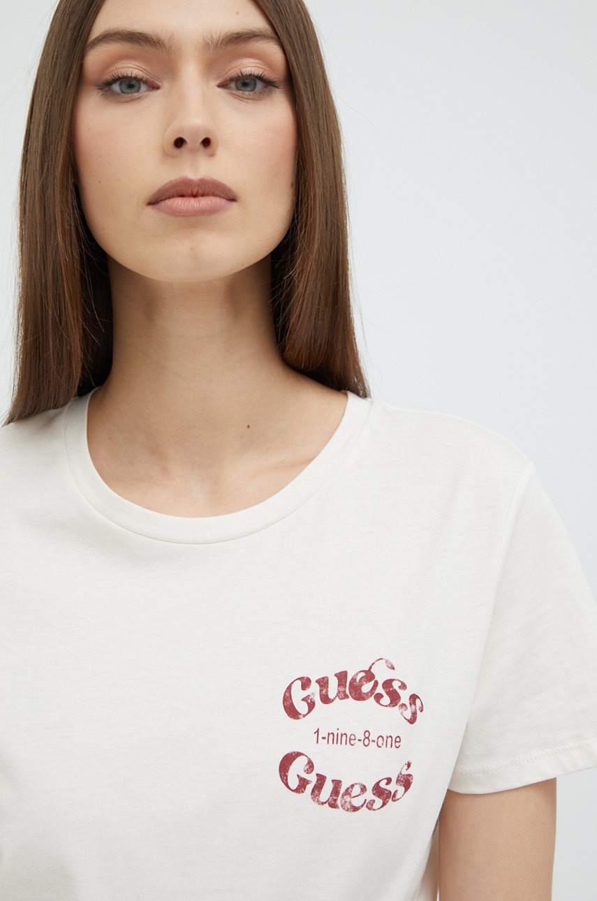 

Памучна тениска Guess в бежово, Бежов