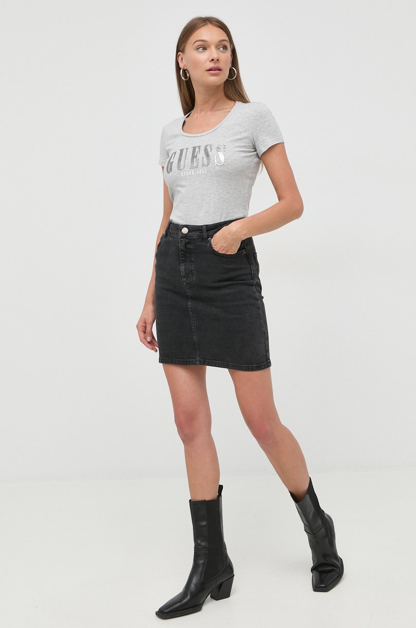 

Футболка Guess женский цвет серый