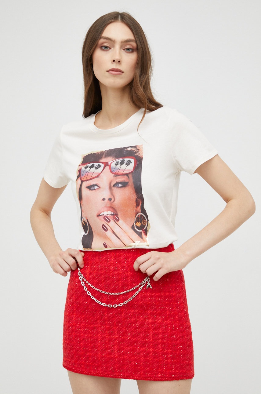 

Памучна тениска Guess в бежово, Бежов