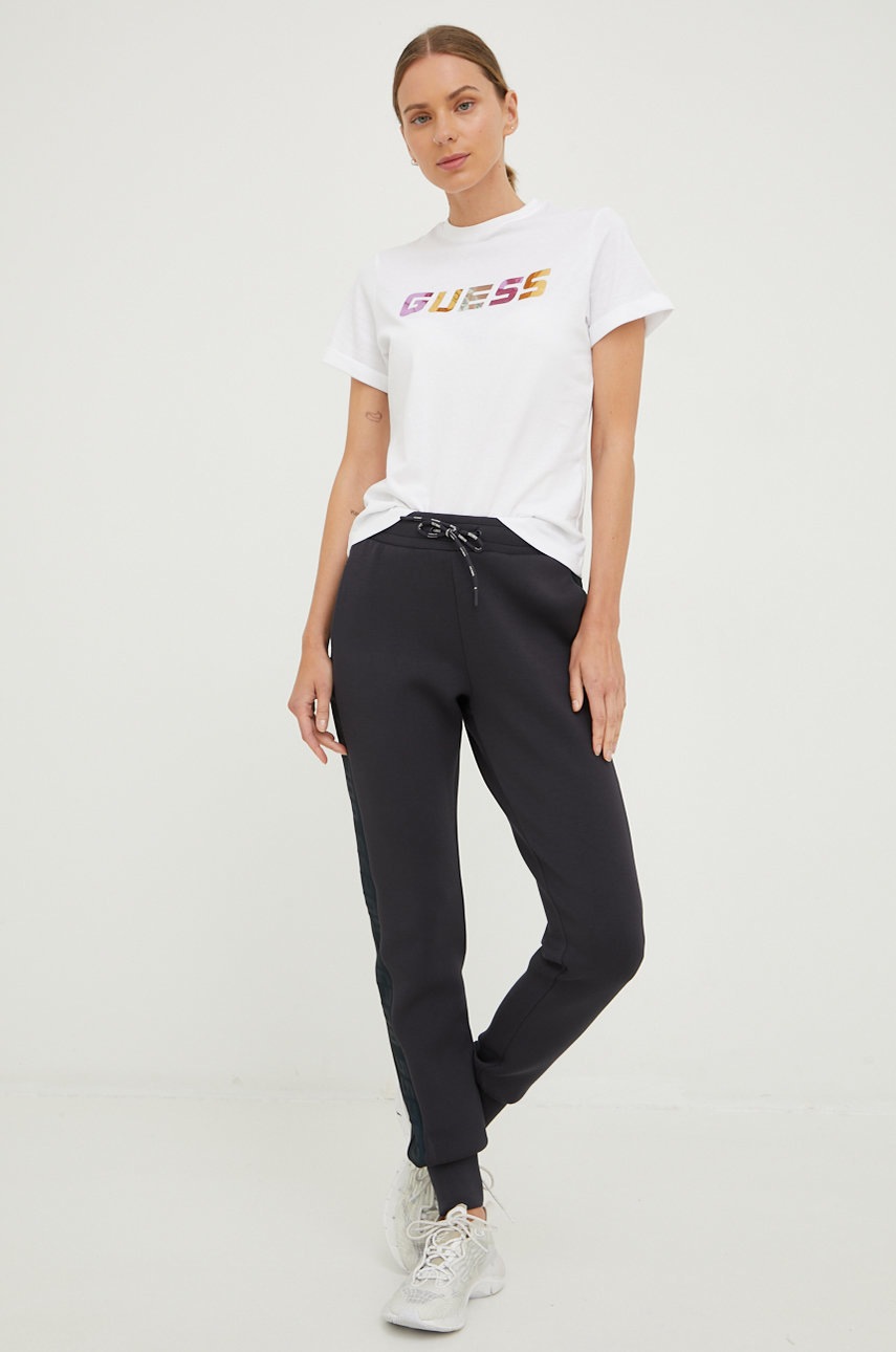 

Хлопковая футболка Guess цвет белый