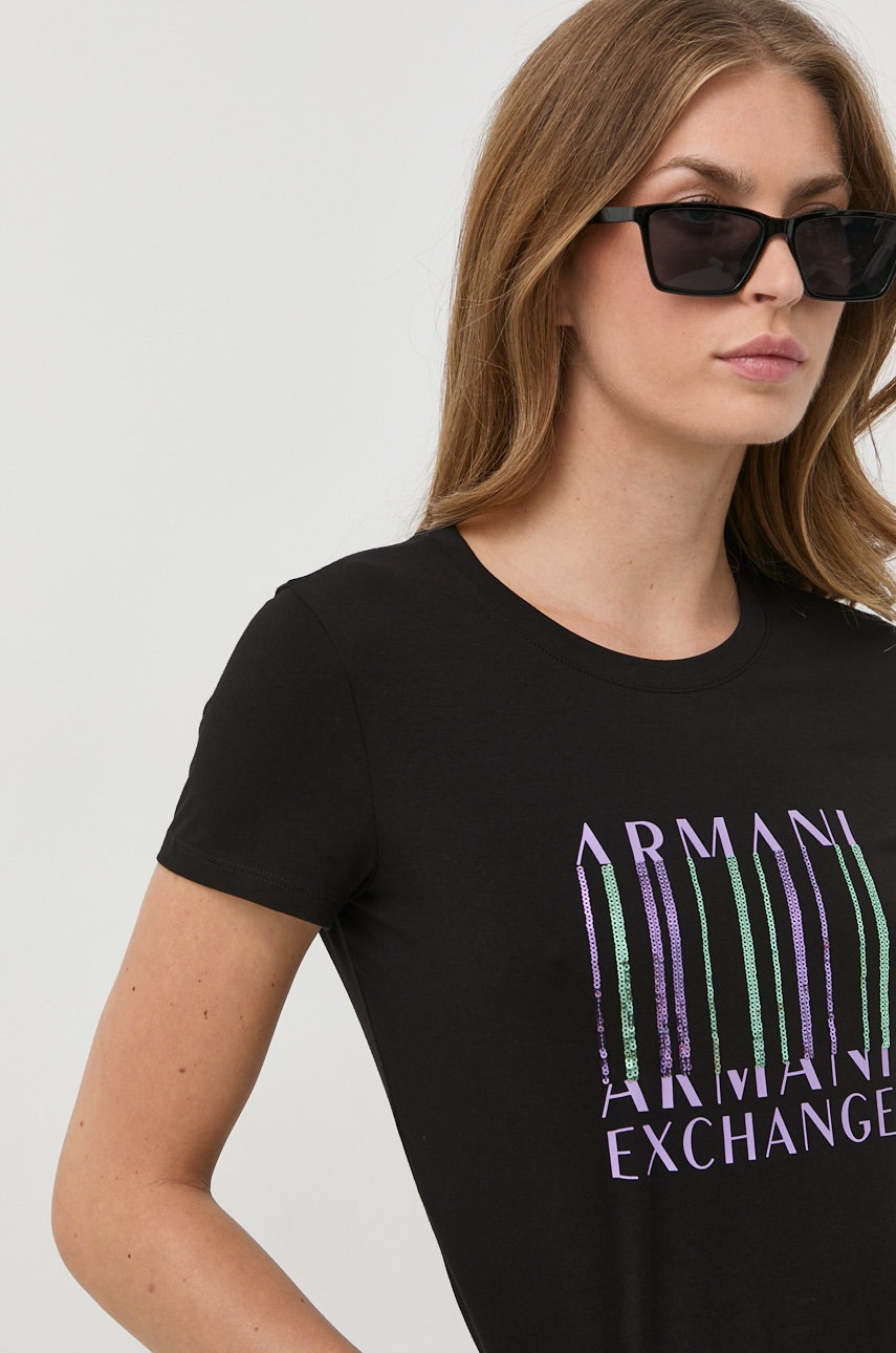

Тениска Armani Exchange в черно, Черен