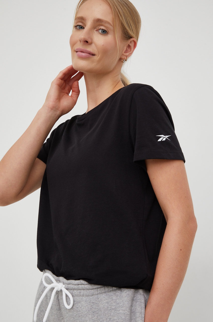 

Памучна тениска Reebok в черно, Черен