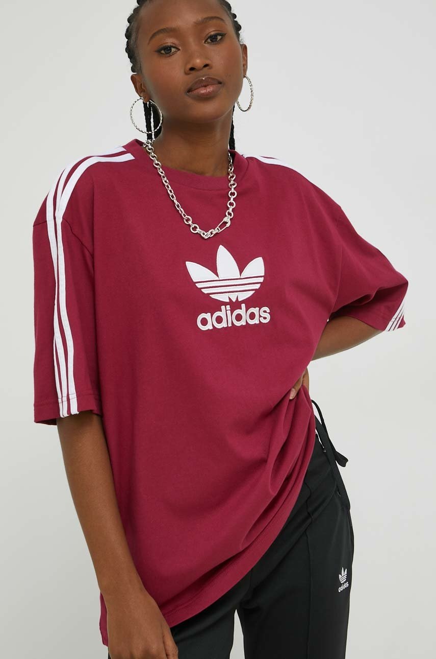 

Памучна тениска adidas Originals в бордо