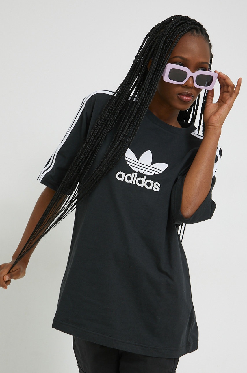 

Памучна тениска adidas Originals в черно, Черен