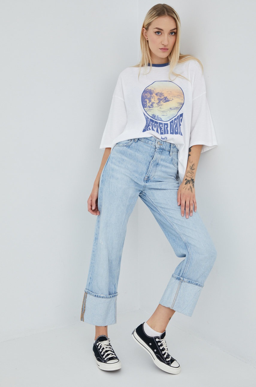 

Памучна тениска Levi's в бяло, Бял