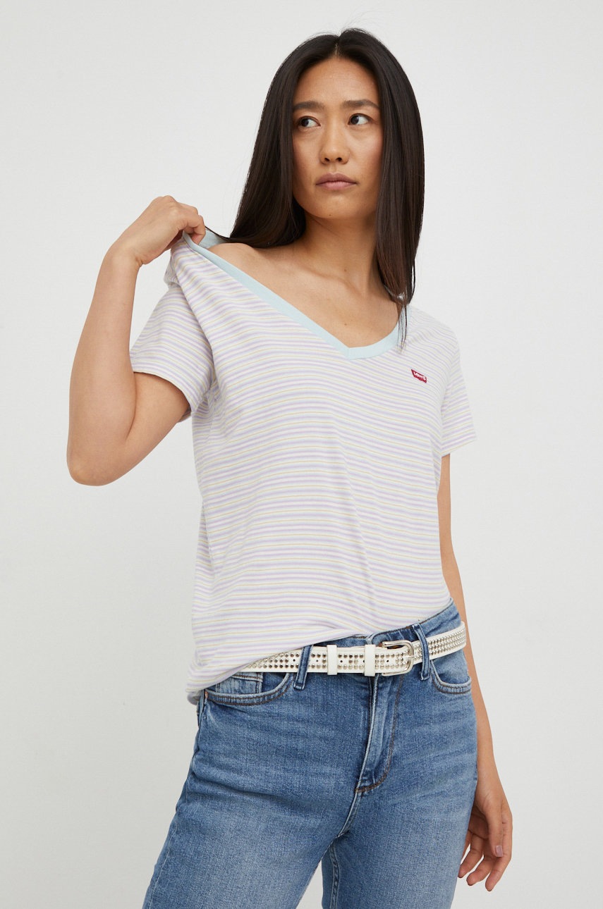 

Памучна тениска Levi's в лилаво, Виолетов