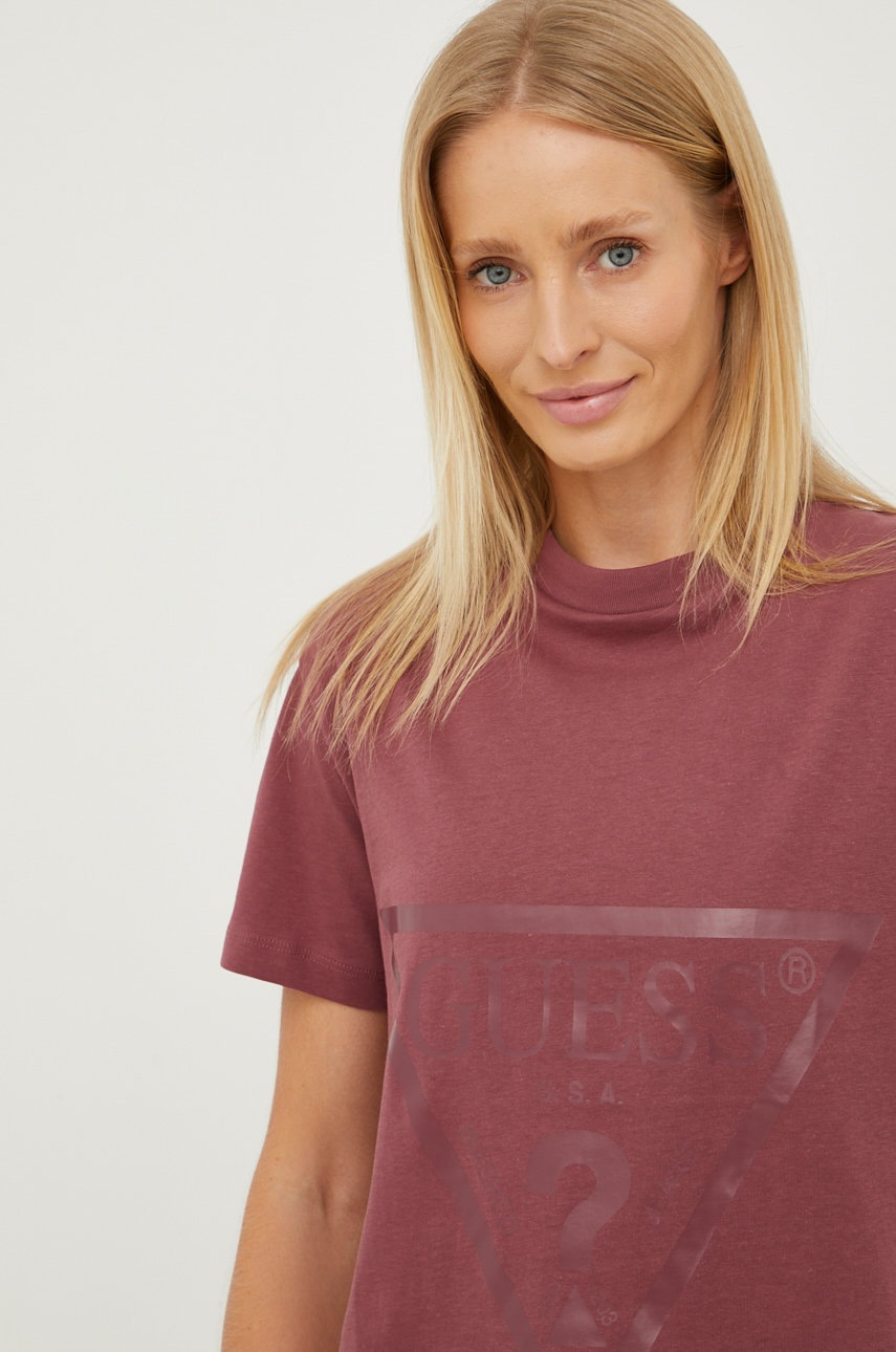 

Хлопковая футболка Guess цвет розовый