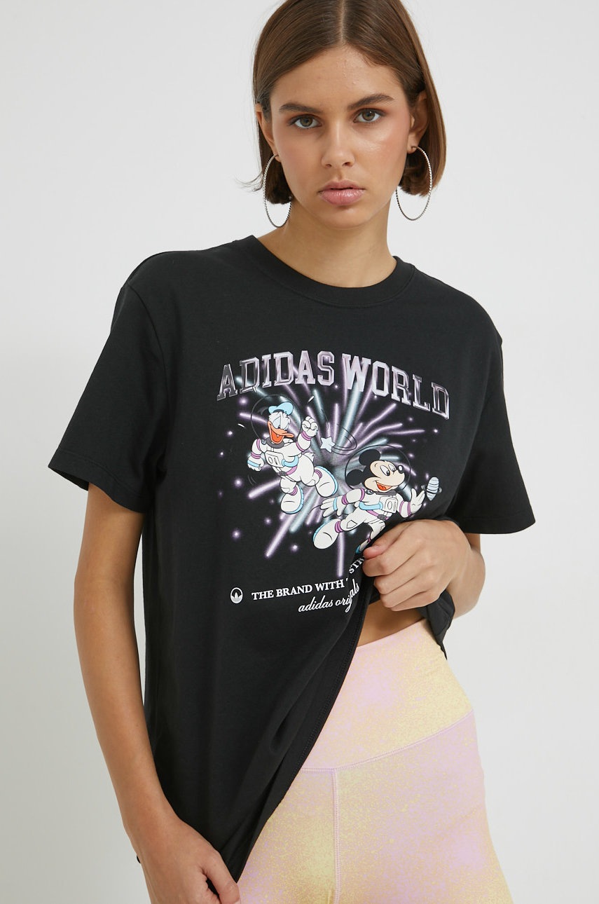 

Памучна тениска adidas Originals в черно, Черен