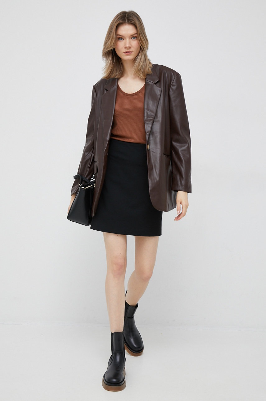 

Футболка Vero Moda женский цвет коричневый