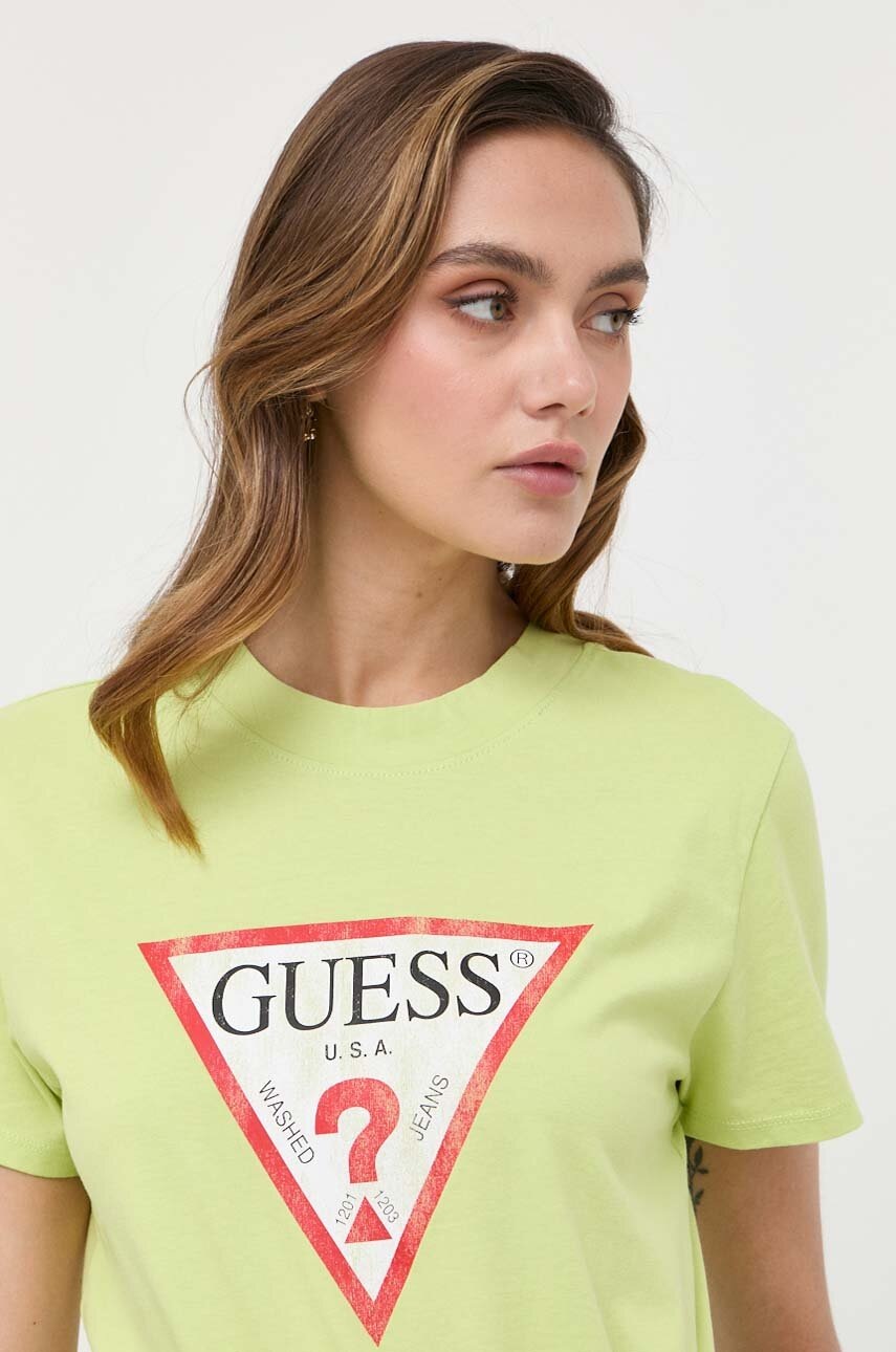 

Памучна тениска Guess в зелено, Зелен