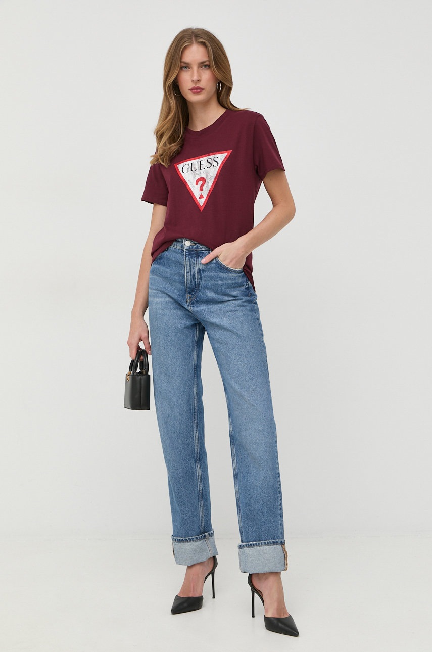 

Хлопковая футболка Guess цвет бордовый