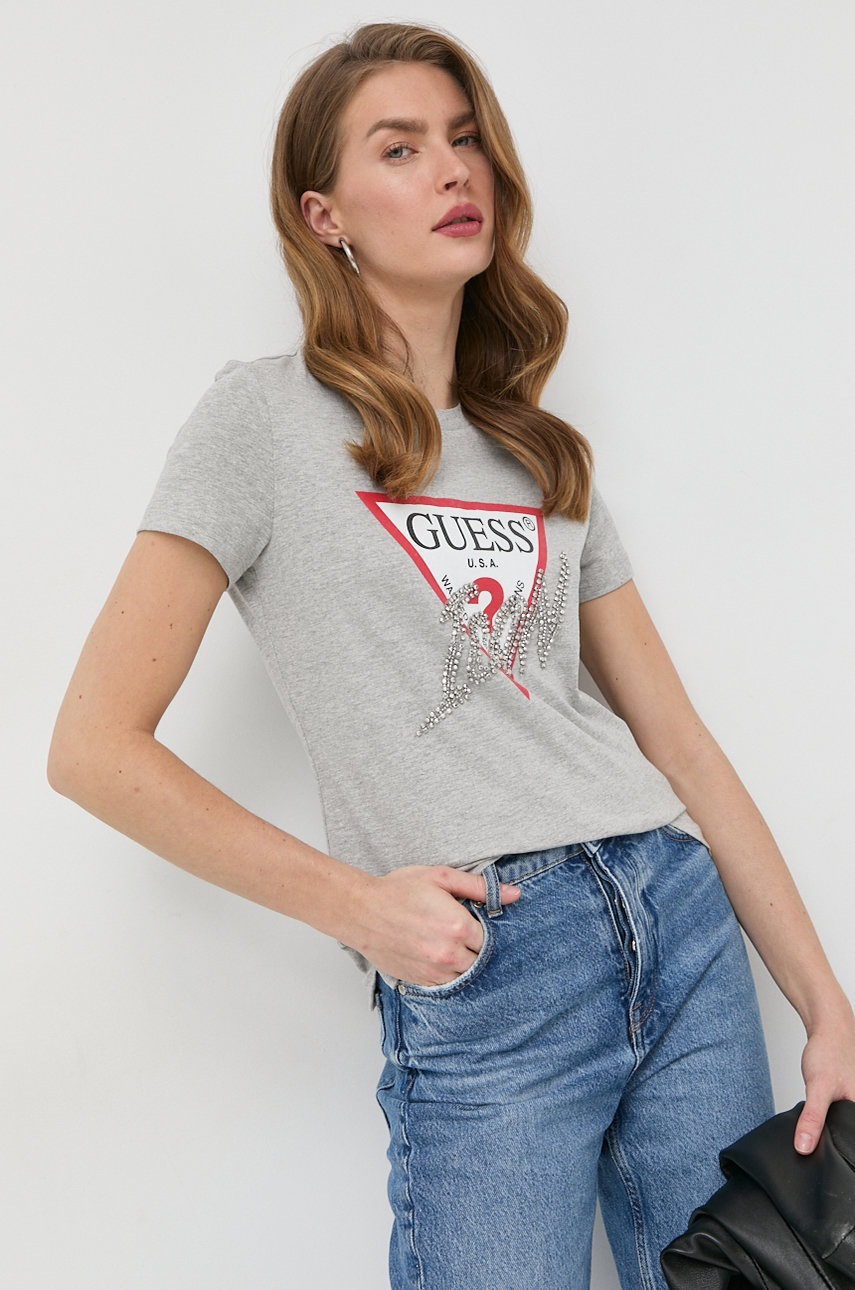 

Памучна тениска Guess в сиво, Сив