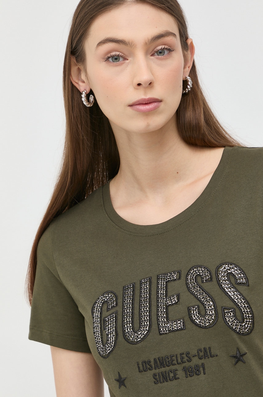 

Памучна тениска Guess в зелено, Зелен