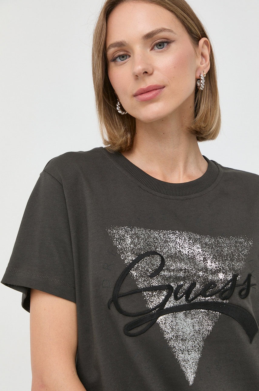 

Памучна тениска Guess в сиво, Сив
