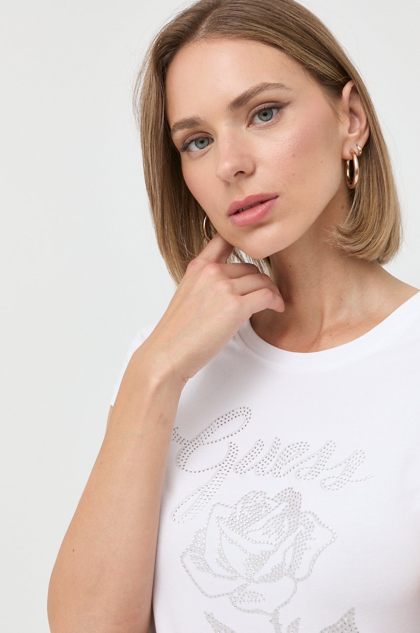 

Тениска Guess в бяло, Бял