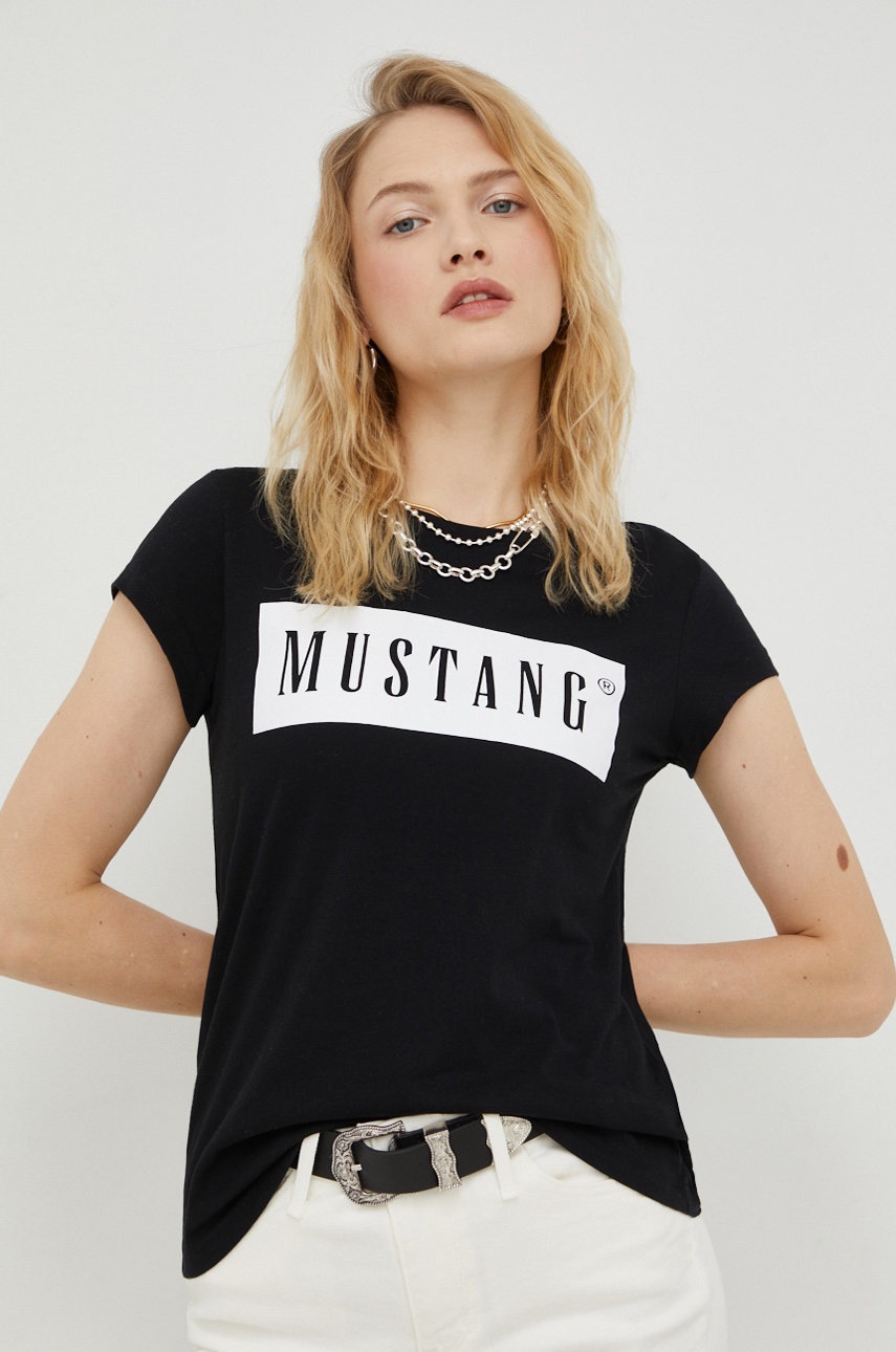

Тениска Mustang в черно, Черен