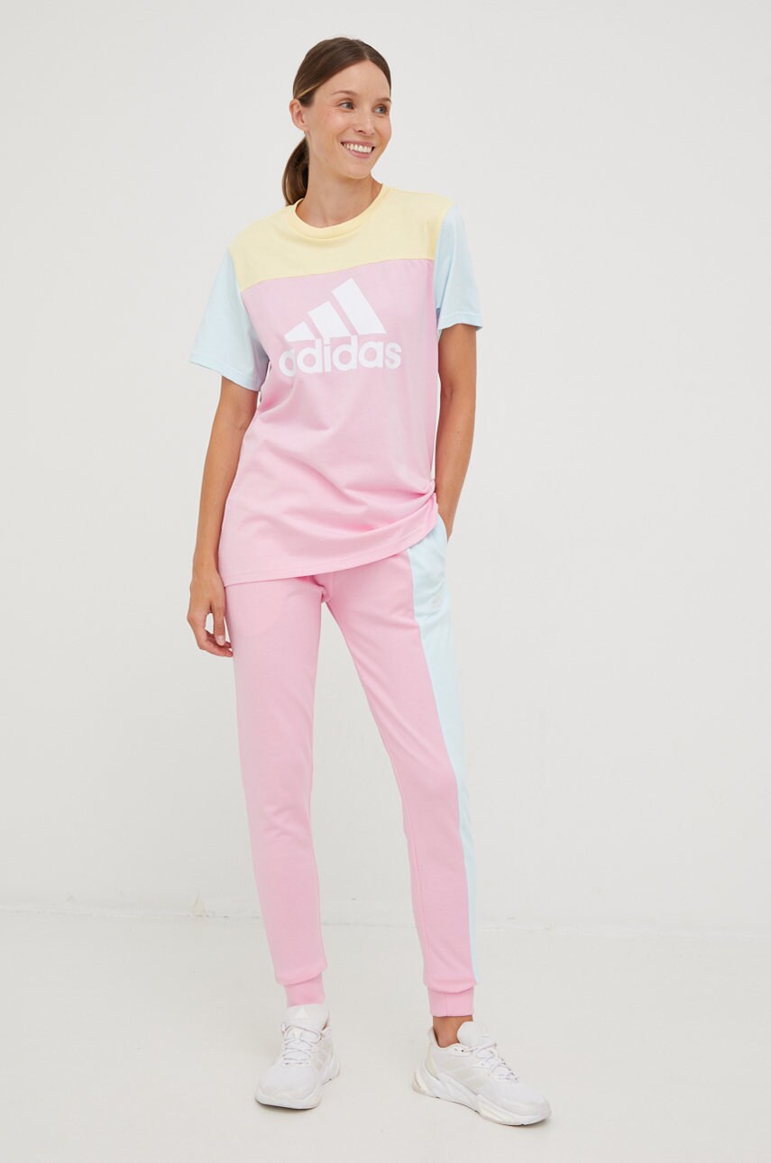 

Хлопковая футболка adidas