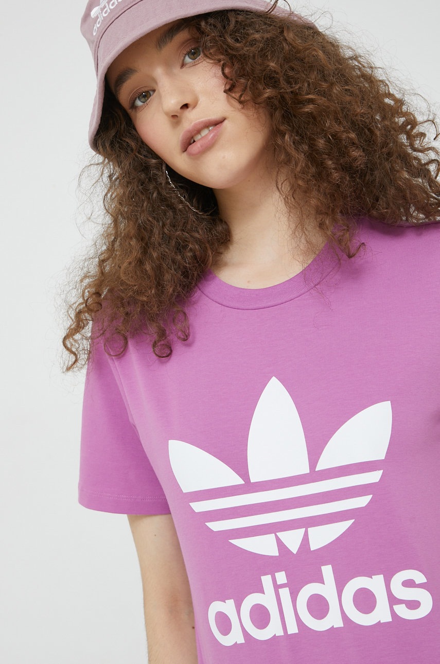 

Тениска adidas Originals в лилаво, Виолетов