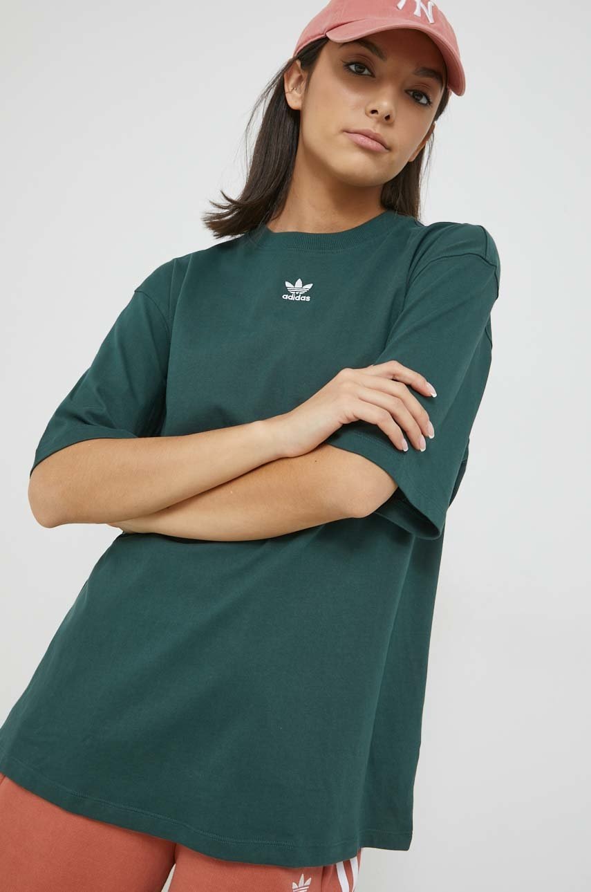 

Памучна тениска adidas Originals в зелено, Зелен
