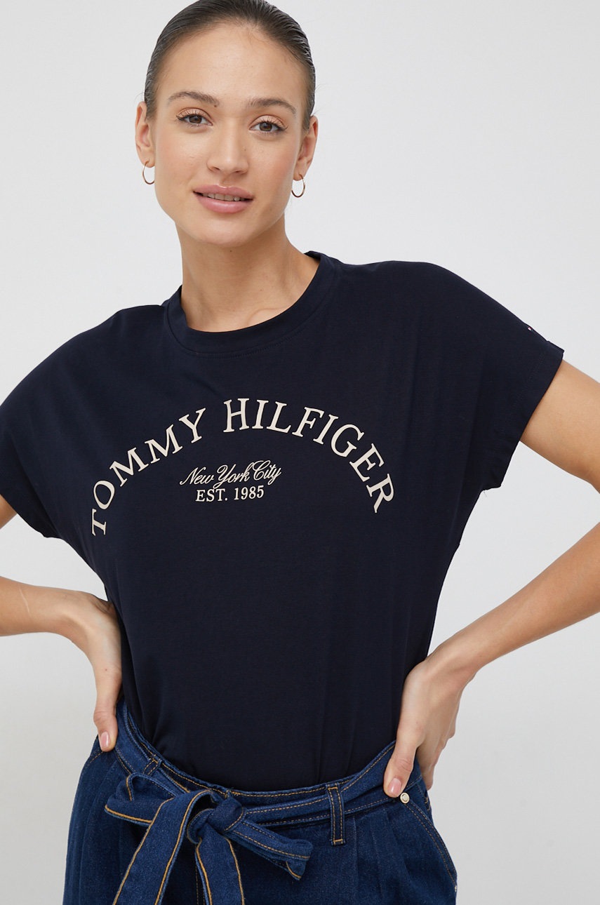 

Тениска Tommy Hilfiger в тъмносиньо, Тъмносин