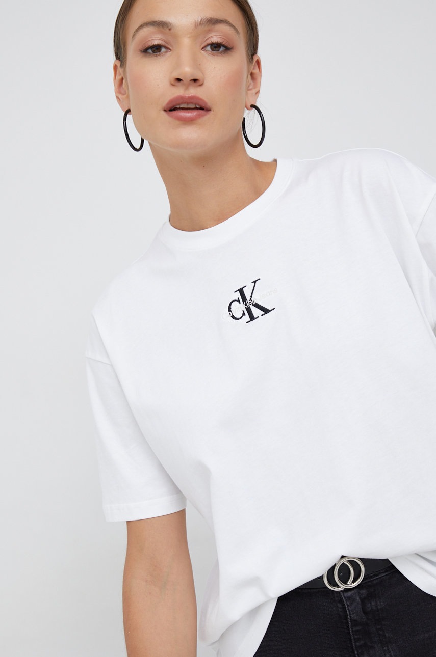 

Тениска Calvin Klein Jeans в бяло, Бял
