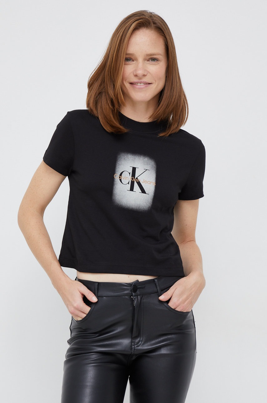 

Памучна тениска Calvin Klein Jeans в черно, Черен