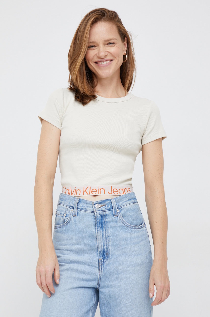 

Тениска Calvin Klein Jeans в бежово, Бежов