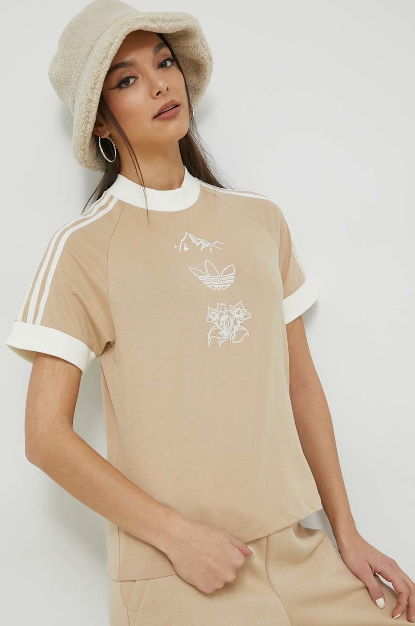 

Памучна тениска adidas Originals в бежово, Бежов