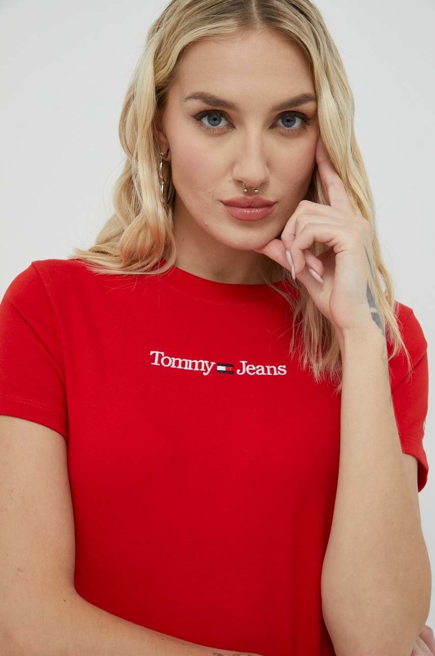 

Тениска Tommy Jeans в червено, Червен
