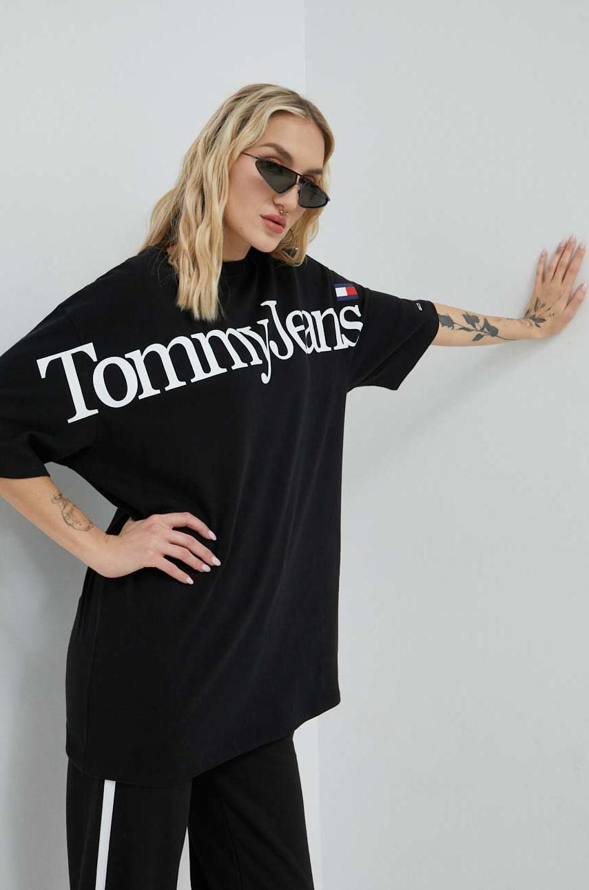 

Памучна тениска Tommy Jeans в черно, Черен