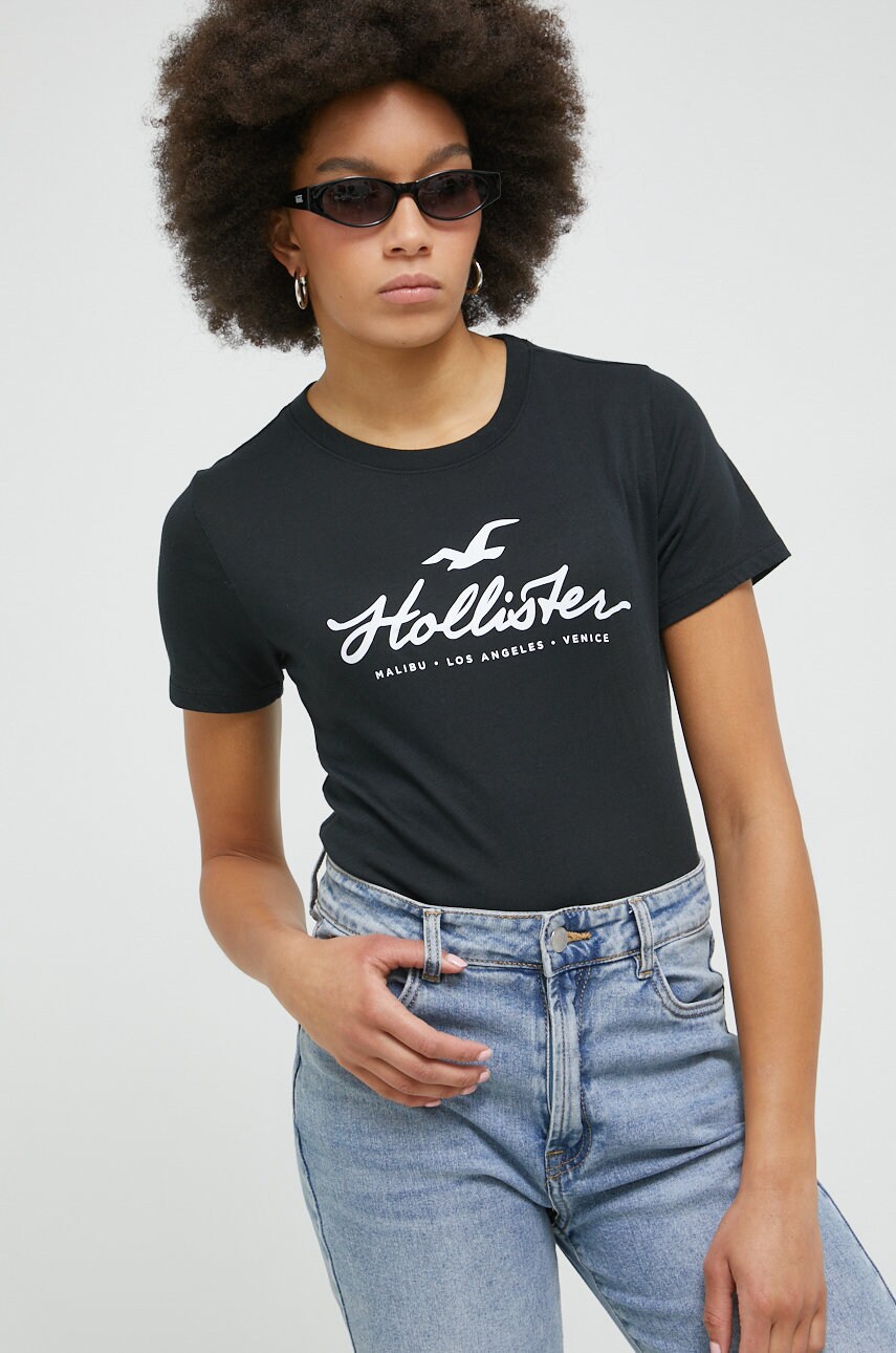 

Тениска Hollister Co. в черно, Черен
