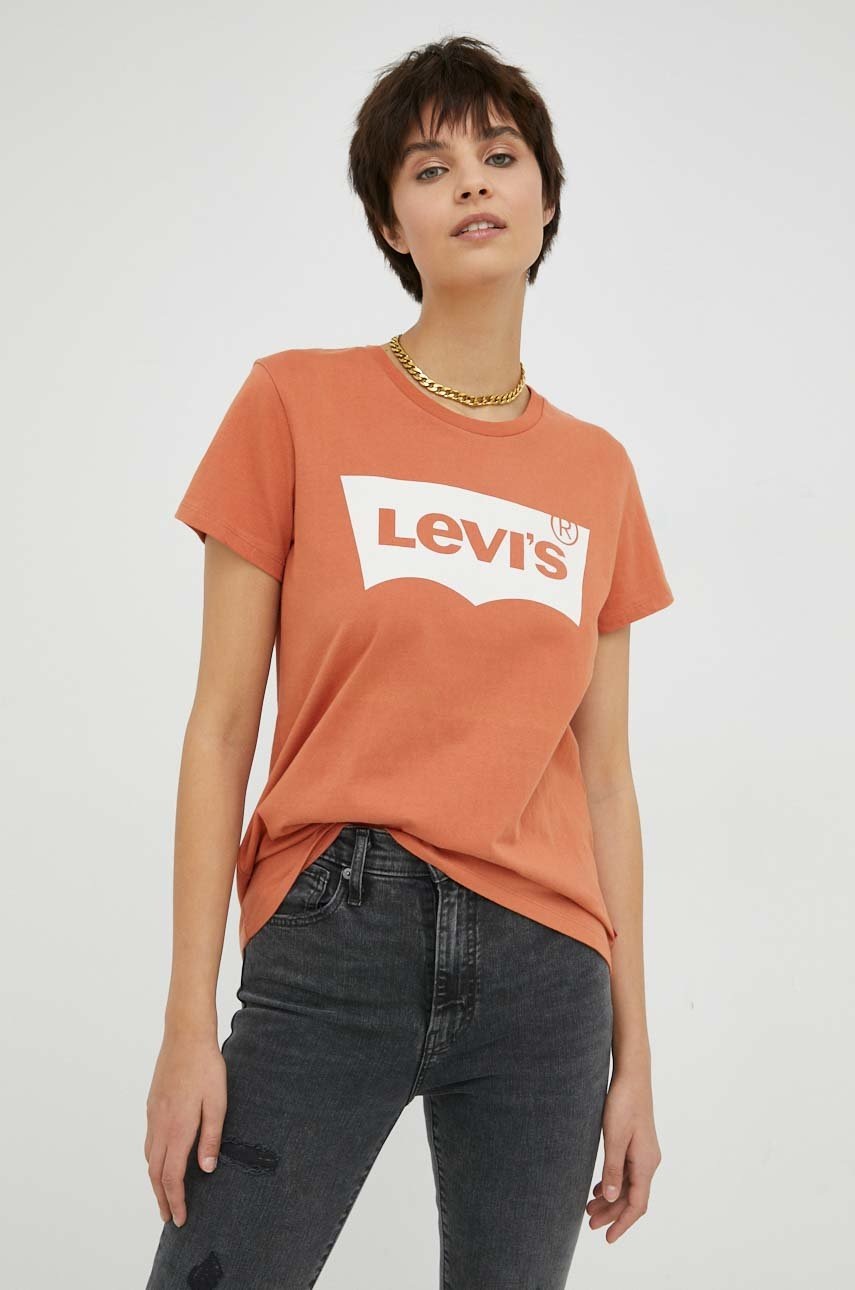 

Памучна тениска Levi's в оранжево, Оранжев