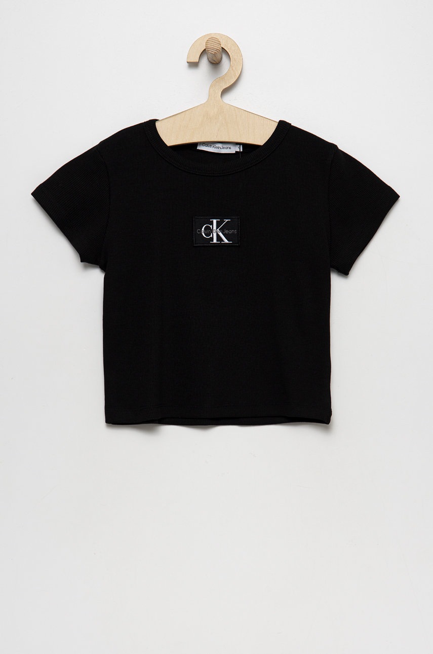 

Детска тениска Calvin Klein Jeans в черно, Черен