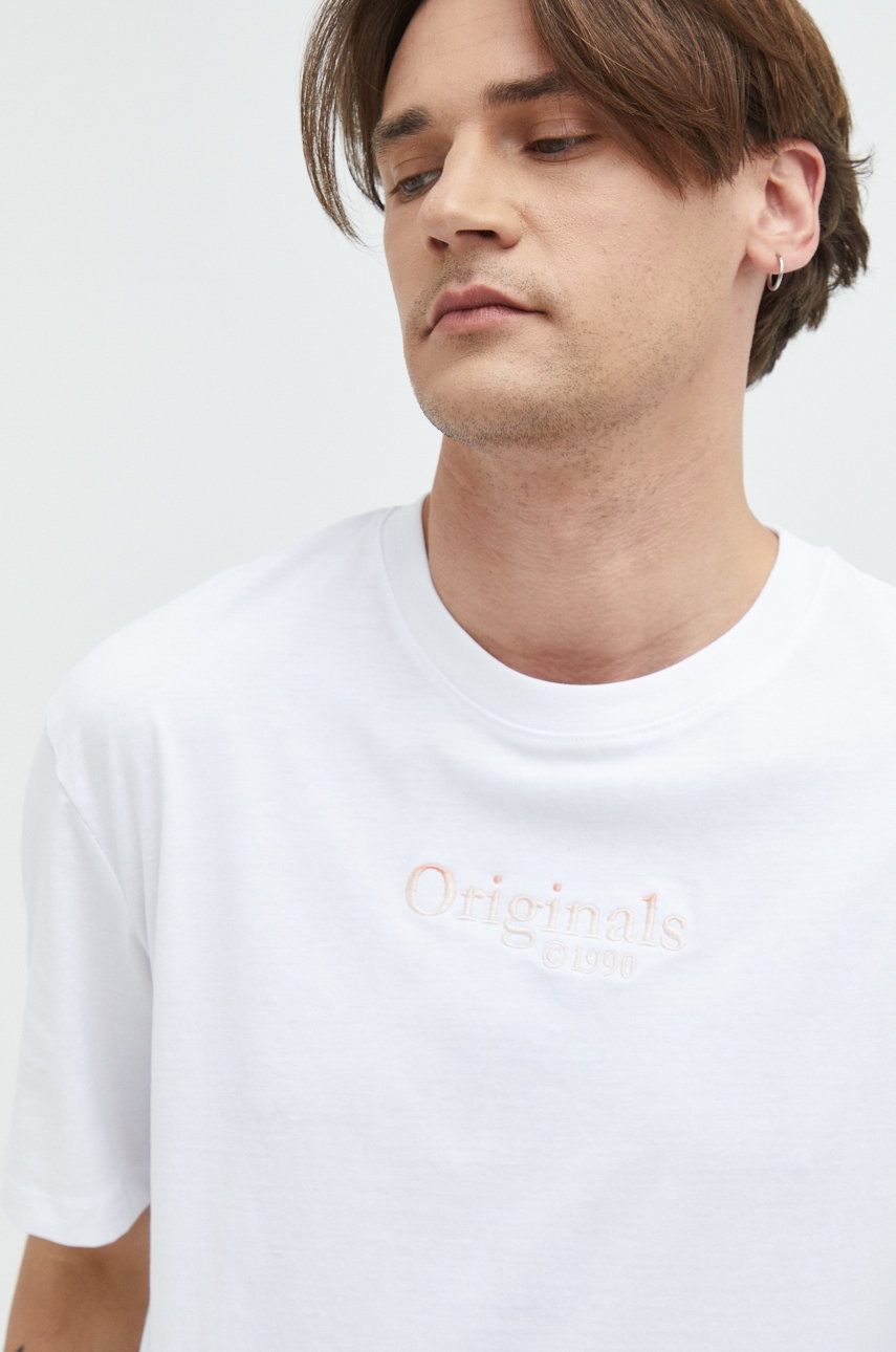 

Памучна тениска Jack & Jones в бяло с апликация, Бял