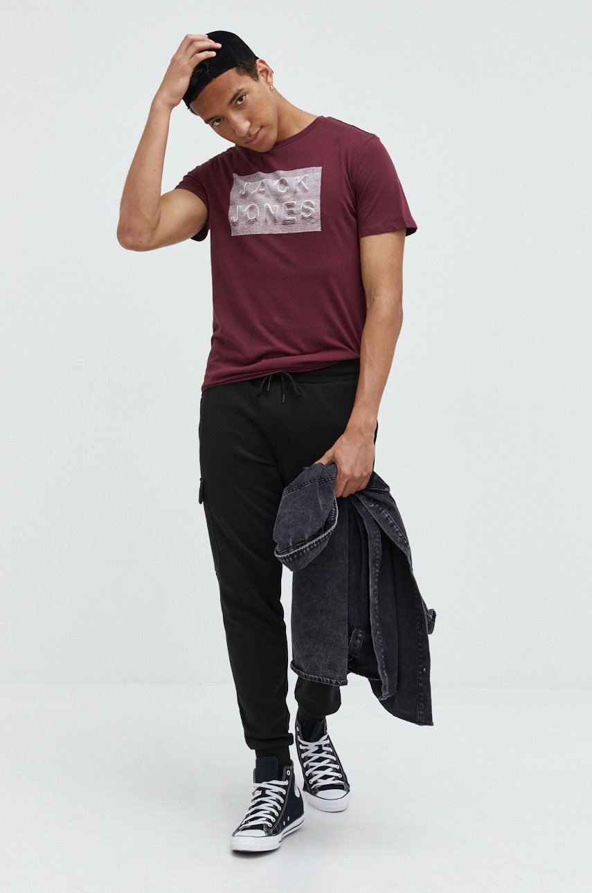 

Хлопковая футболка Jack & Jones цвет фиолетовый с принтом
