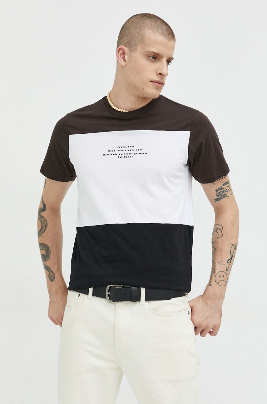 

Памучна тениска Jack & Jones в кафяво с десен, Кафяв
