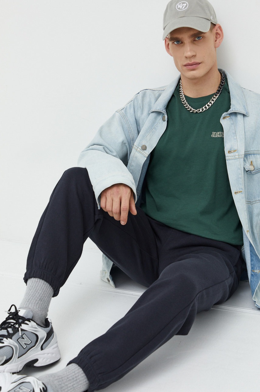

Бавовняна футболка Jack & Jones чоловічий колір зелений однотонний