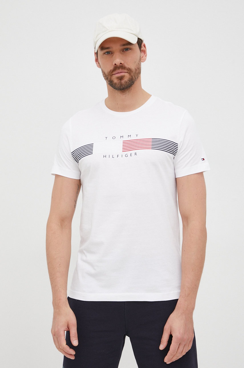 

Памучна тениска Tommy Hilfiger в бяло с принт, Бял