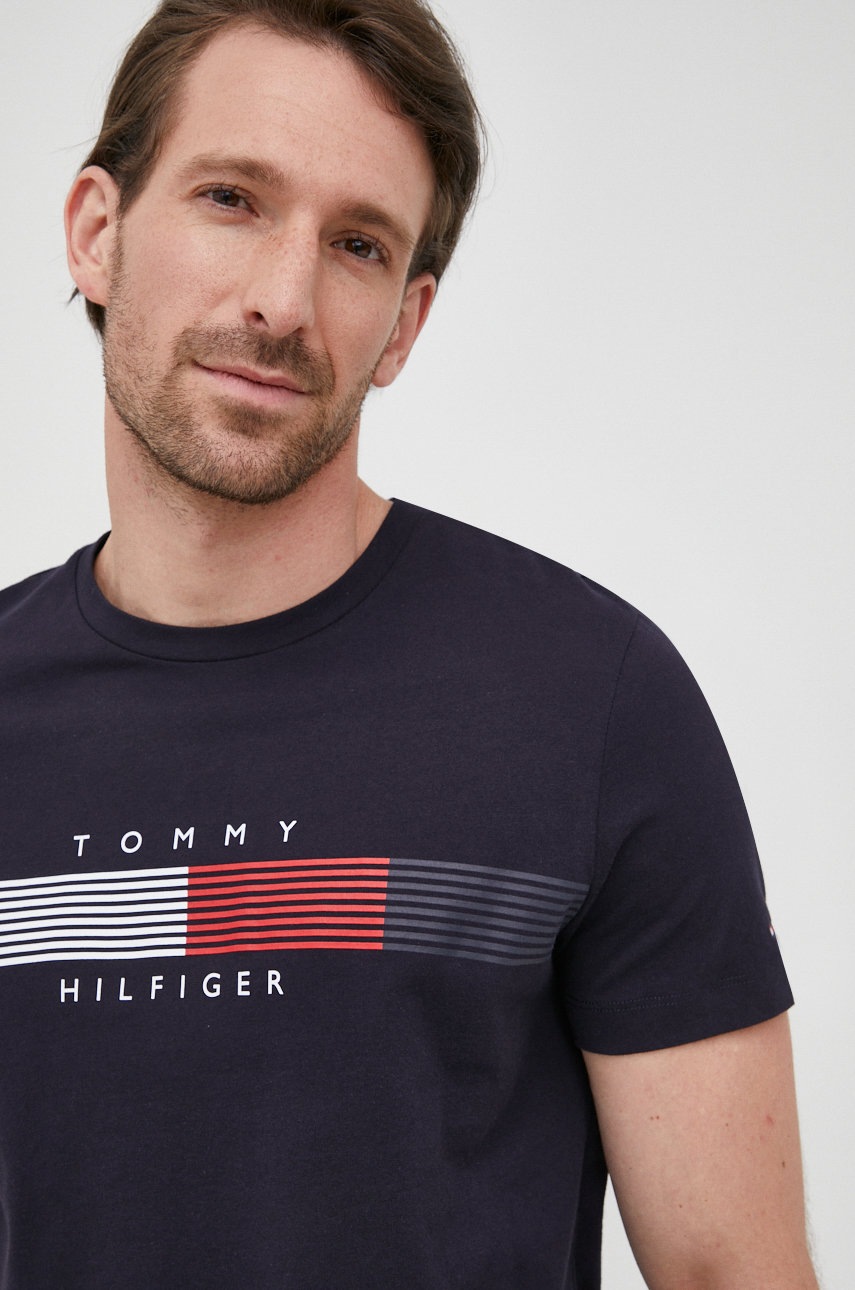 

Памучна тениска Tommy Hilfiger в тъмносиньо с принт, Тъмносин