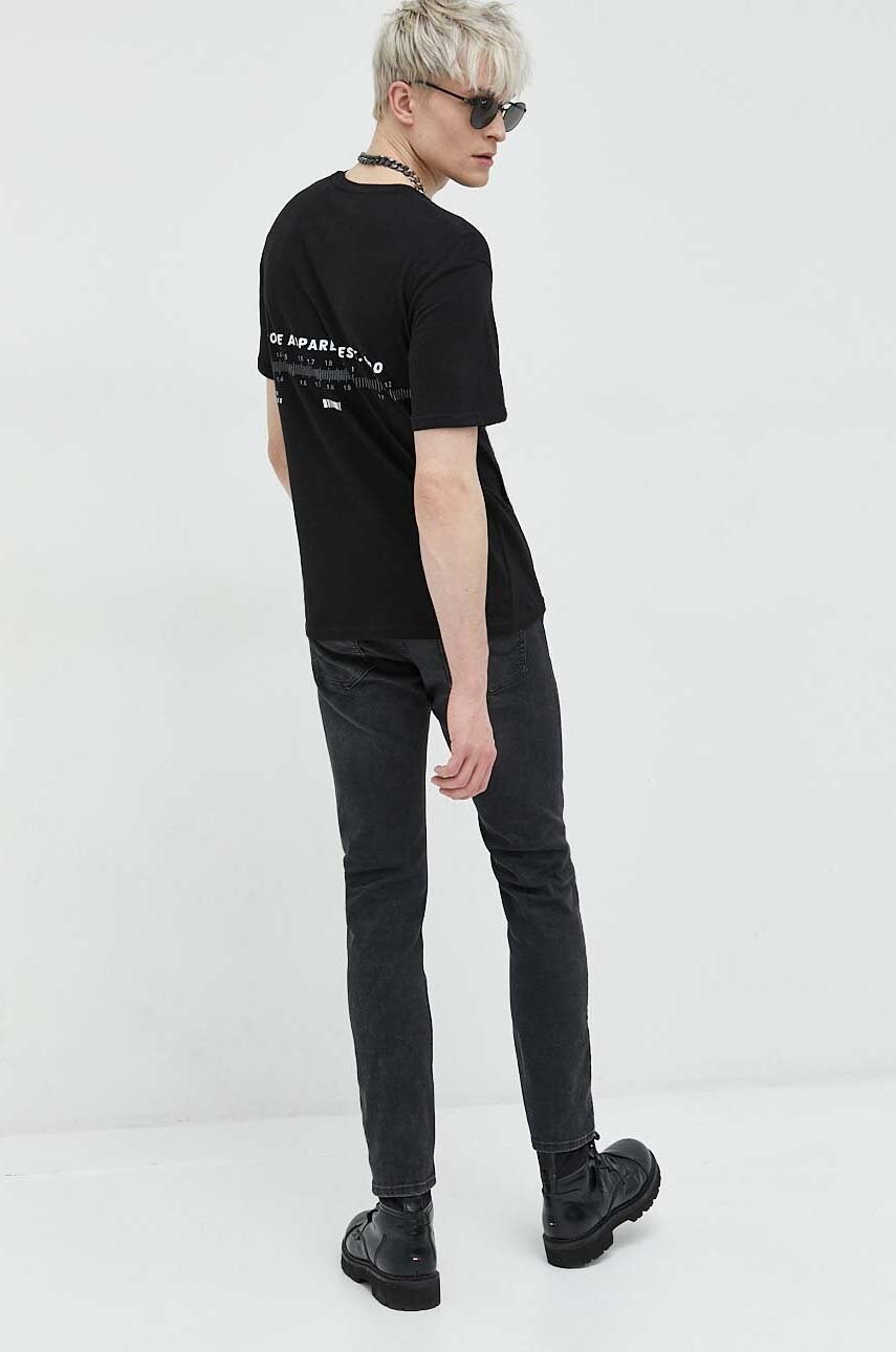 

Бавовняна футболка Jack & Jones колір чорний з принтом