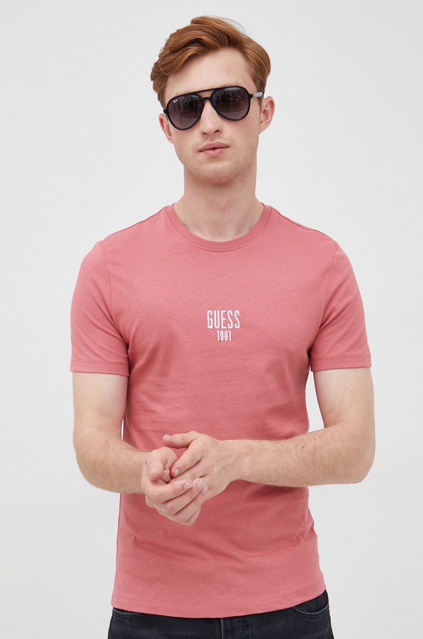 

Памучна тениска Guess в розово с апликация, Розов