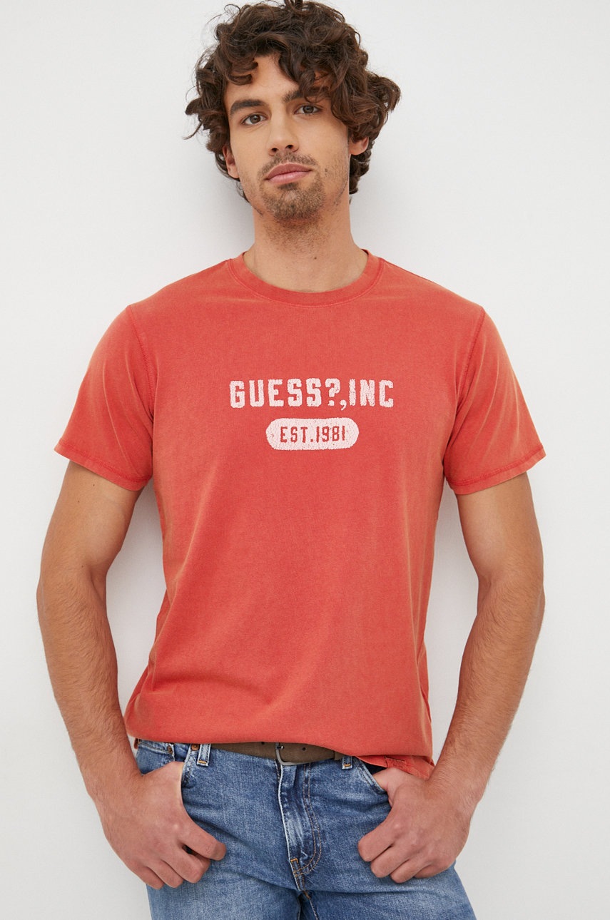 

Бавовняна футболка Guess колір червоний з принтом