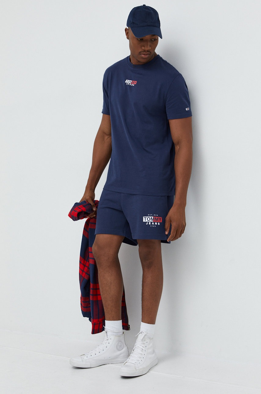 

Хлопковая футболка Tommy Jeans цвет синий с принтом