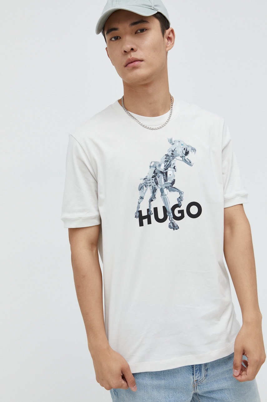 

Памучна тениска HUGO в бяло с принт, Бежов