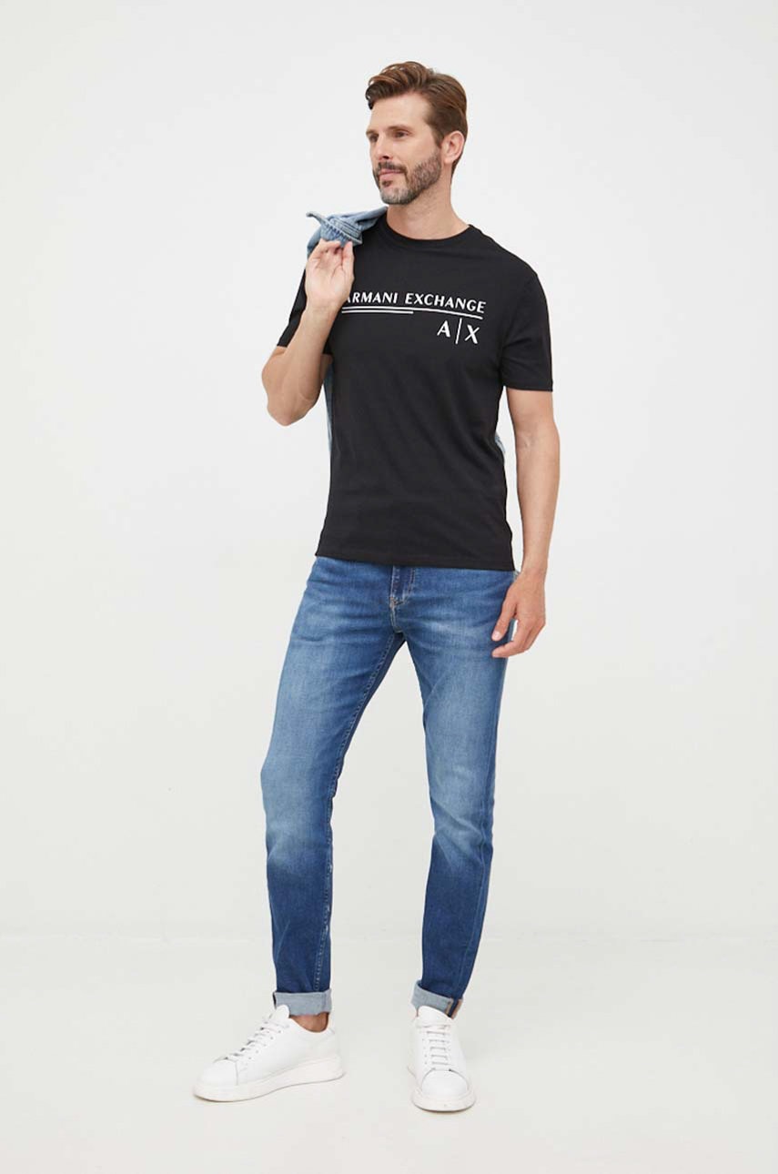 

Бавовняна футболка Armani Exchange колір чорний з принтом